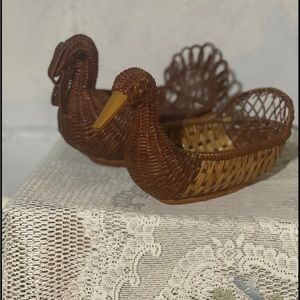Vintage Wicker Duck Basket, Rattan Bird, Farmhouse Style, Duck Decor set of 2